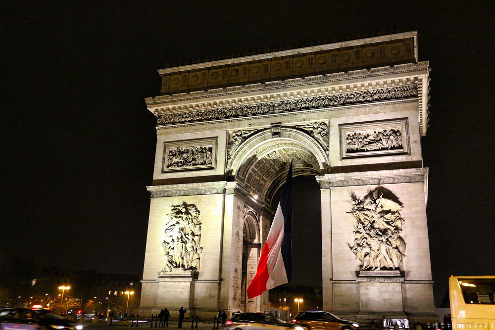 法國巴黎必去景點凱旋門｜看巴黎夜景與鐵塔燈光秀推薦地點 @主播台下的小確幸❤貝貝