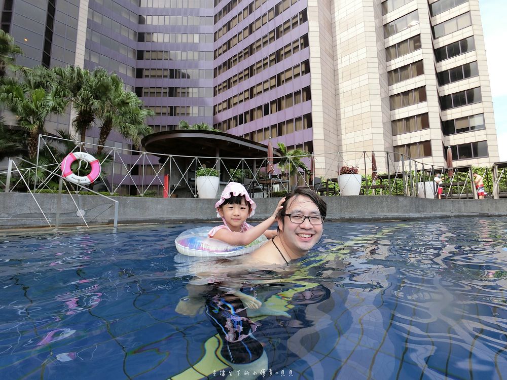 台北君悅酒店-全新君悅豪華客房防疫泳池規定凱菲食集