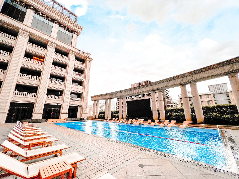 美福大飯店菁英客房設施兒童遊戲室游泳池