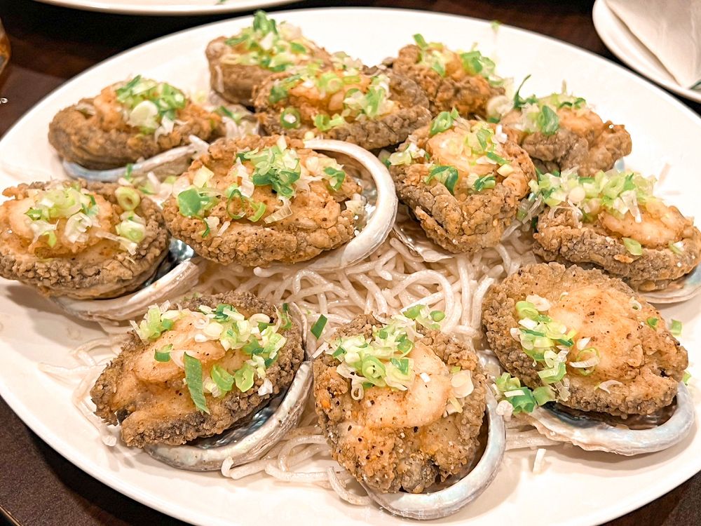 台北中山區海派上海小吃無菜單料理處女蟳螃蟹牛三寶菜單料理分享